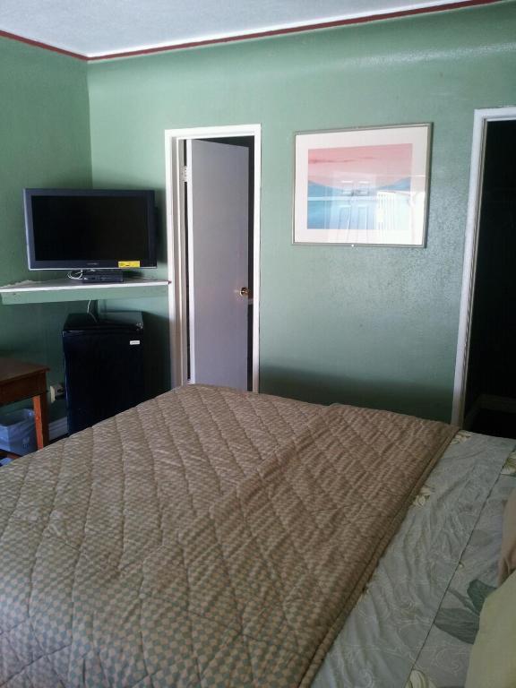 Travel Eagle Inn Motel Лонг Бич Номер фото