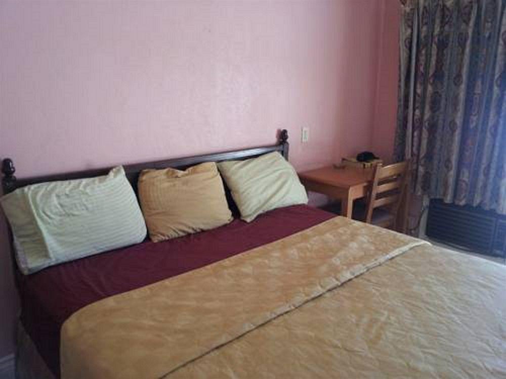 Travel Eagle Inn Motel Лонг Бич Экстерьер фото