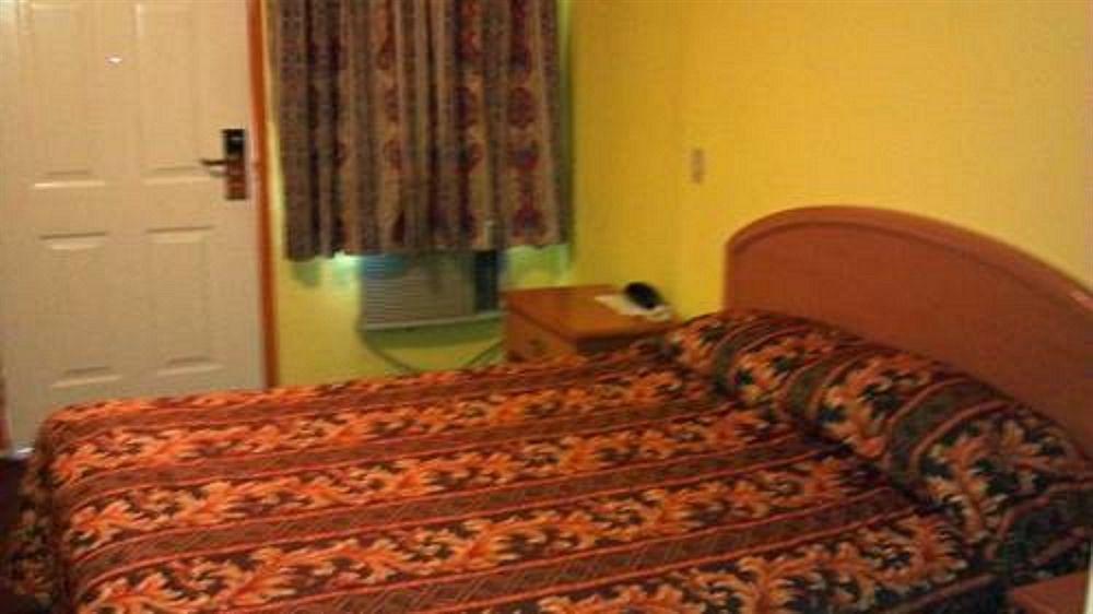 Travel Eagle Inn Motel Лонг Бич Экстерьер фото
