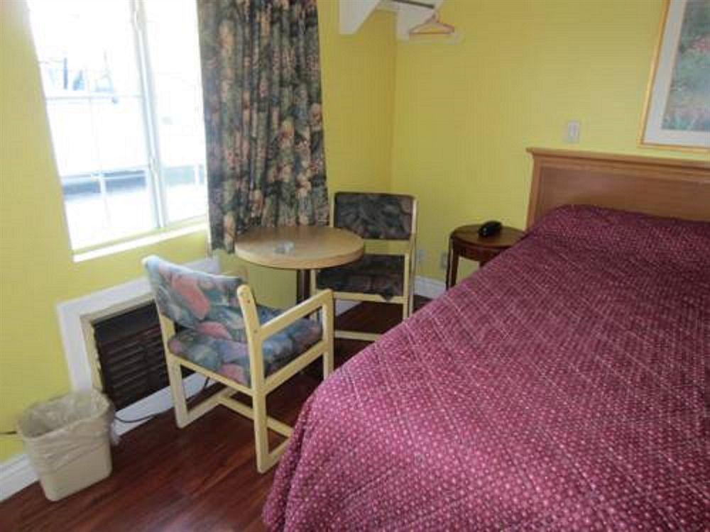 Travel Eagle Inn Motel Лонг Бич Экстерьер фото